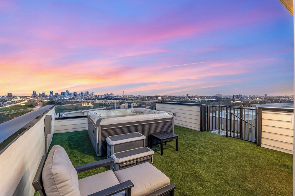 Elevator With Rooftop Hot Tub Pet-friendly Yard, Foto 46