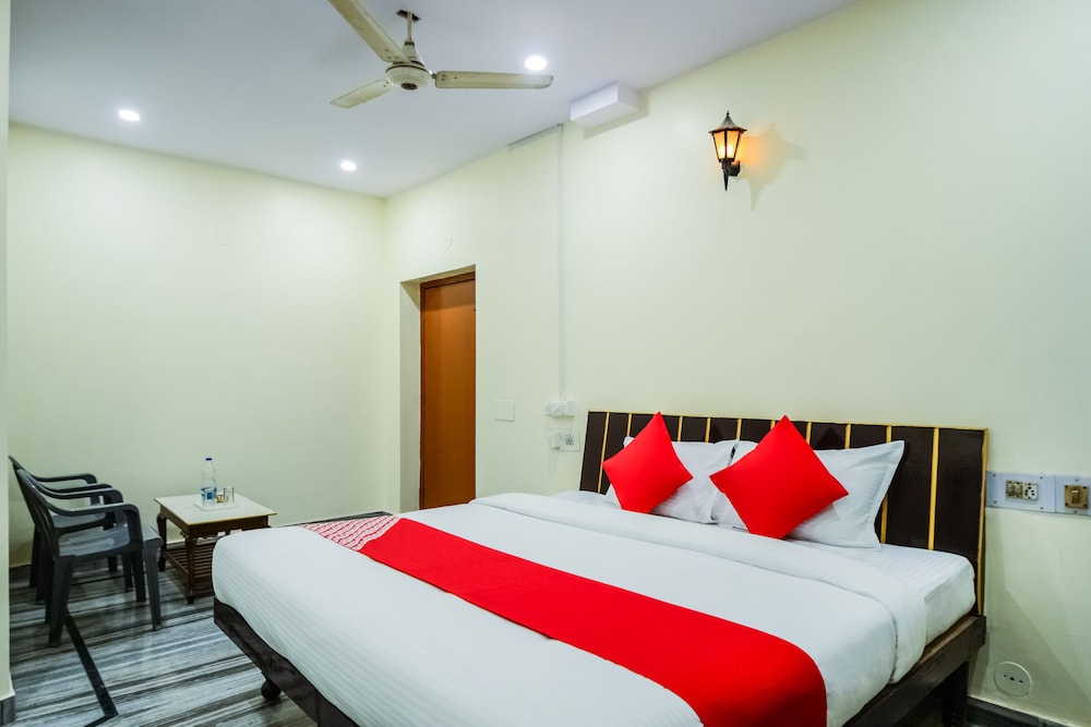 Deluxe Double or Twin Room photo 2