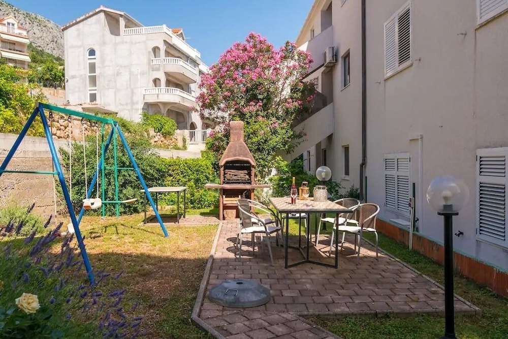 Apartment (Divna - with terrace - A4(8+2)) photo 2
