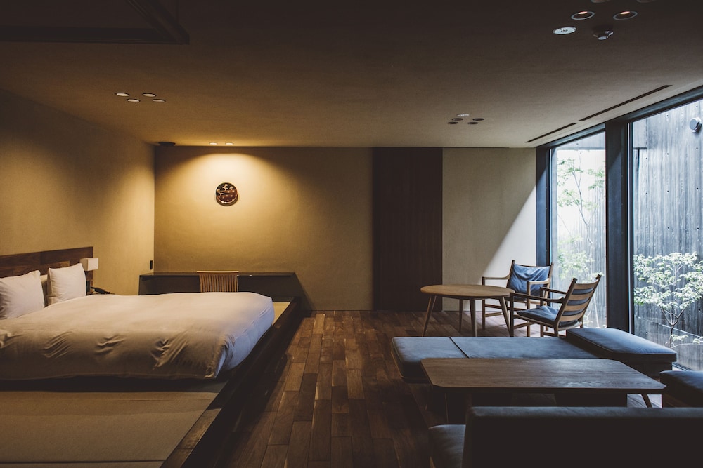 Junior Studio Suite photo 1