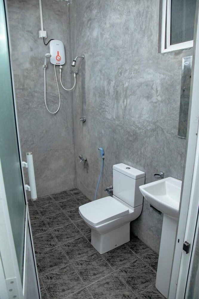 Standard Double Room, 1 Double Bed, Private Bathroom, Ground Floor photo 1