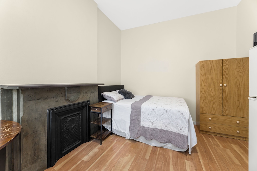 Classic Studio, 1 Double Bed, Non Smoking, Bathtub photo 1