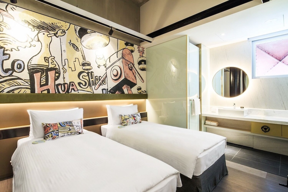 Elite Twin Room