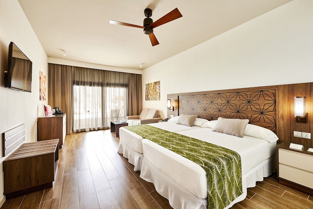 Room (Beach - B2C CA ) photo 1