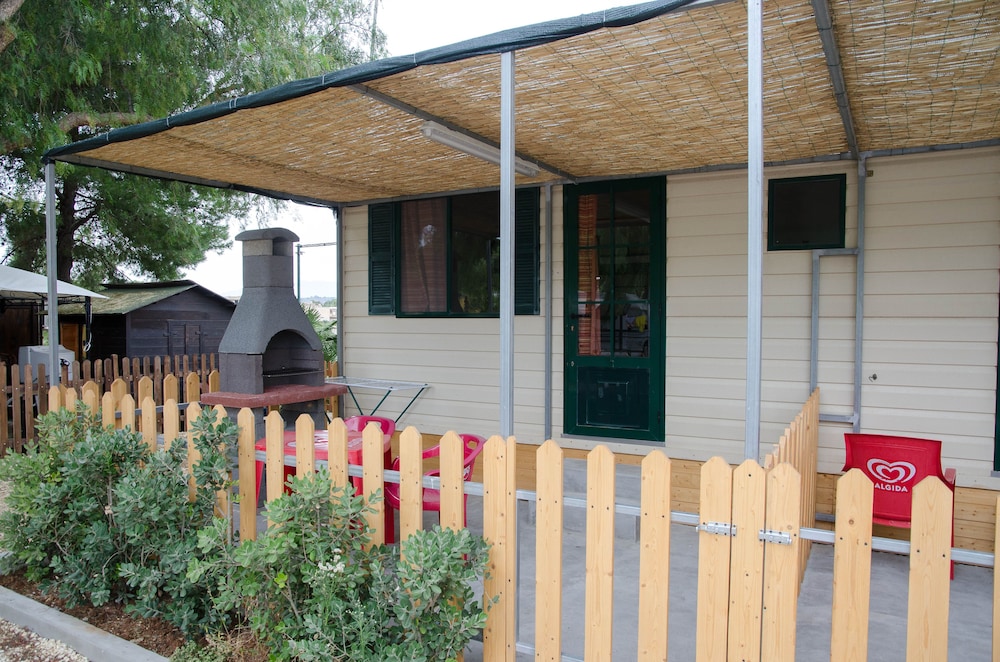 Cottage Room Hotel (3 Pax No Kitchen) photo 2