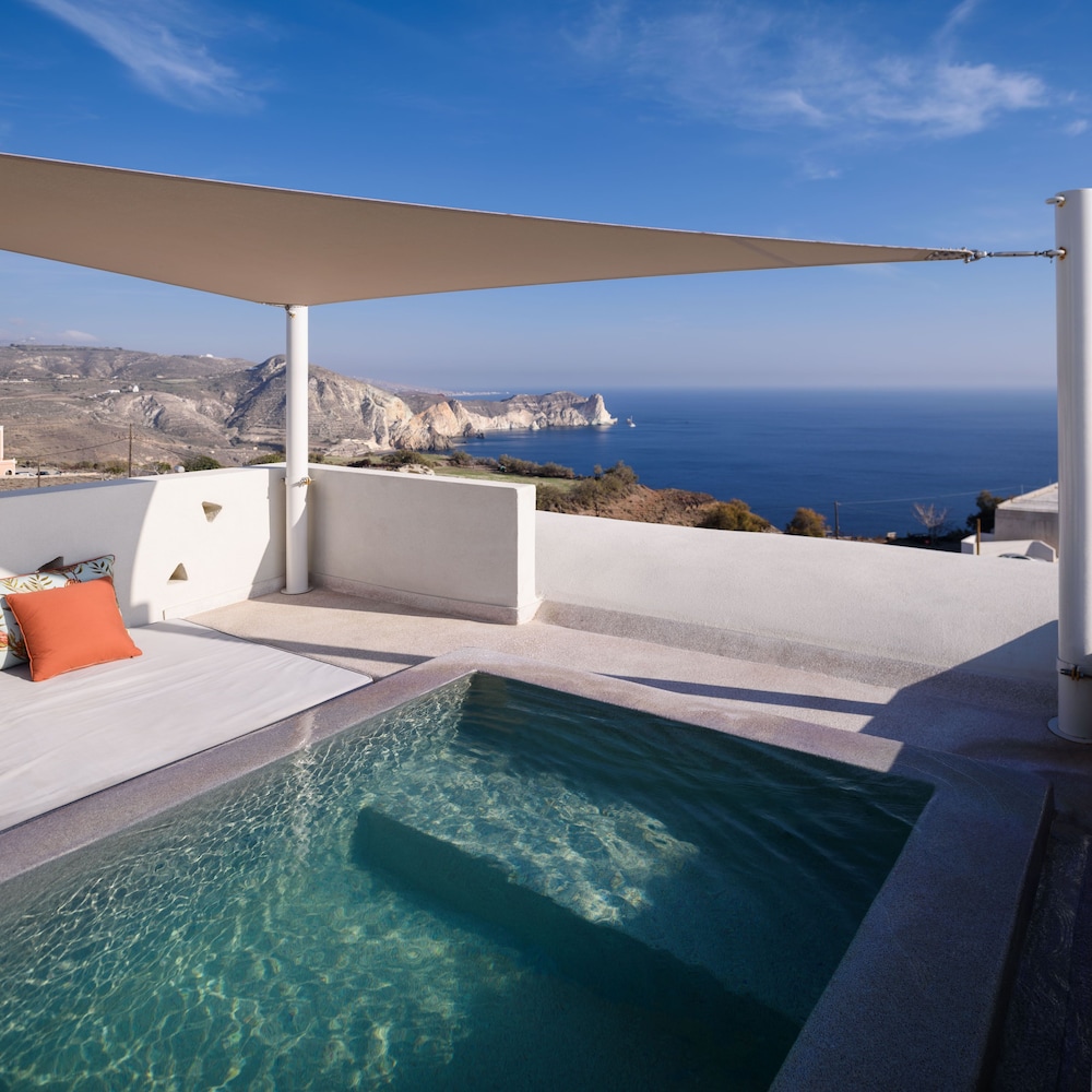 Elite Suite, Jetted Tub - Photo 24