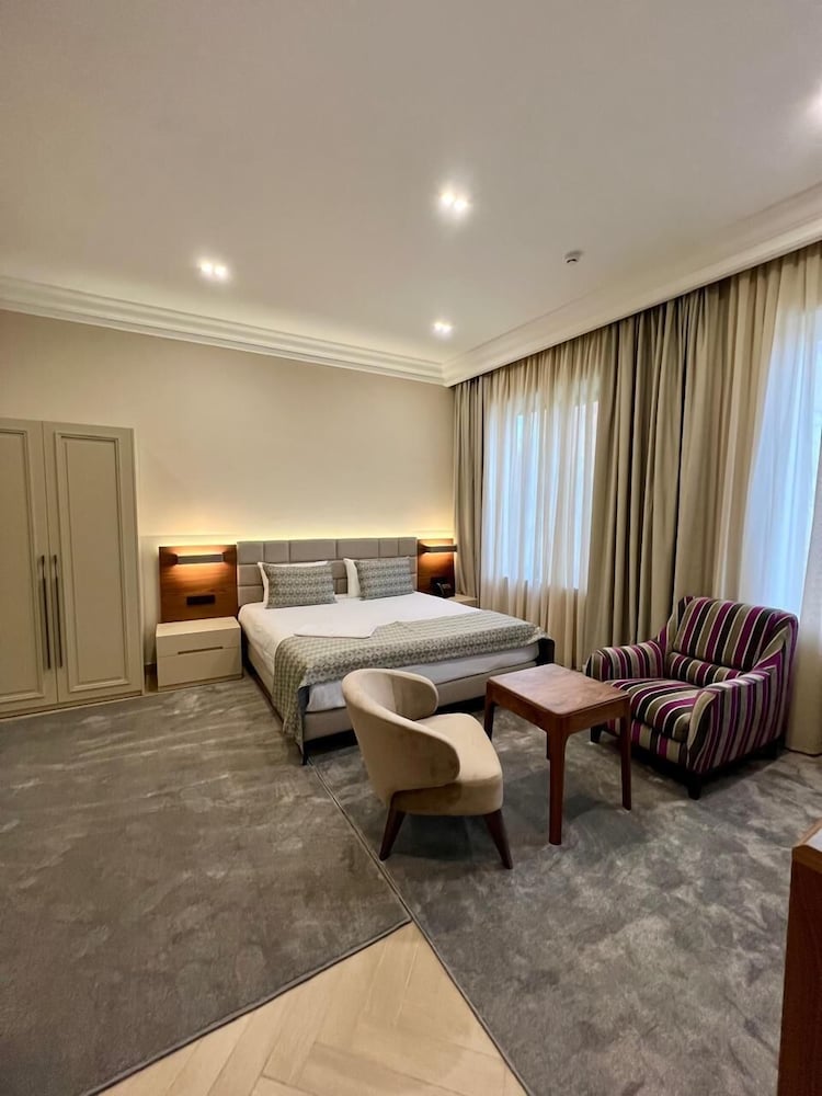 Family Triple Room, 2 Bedrooms