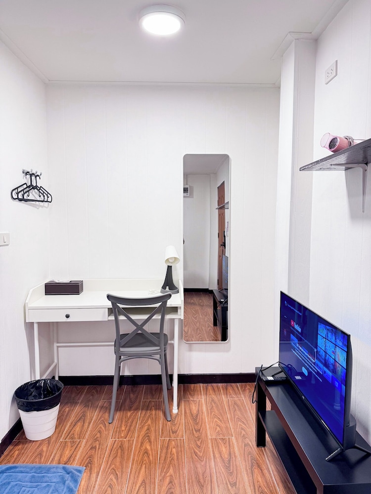 Superior Double Room, Non Smoking, Private Bathroom photo 3