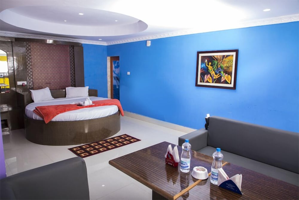 Suite, Non Smoking, City View