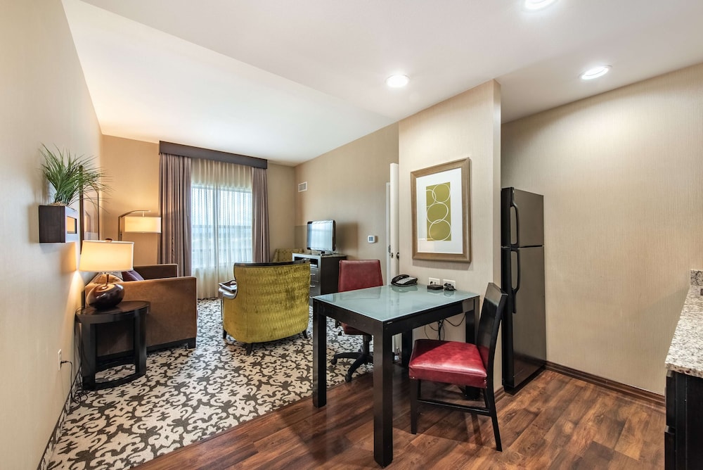 Suite, 2 Queen Beds
