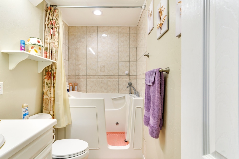 House (2 Bedrooms) photo 2