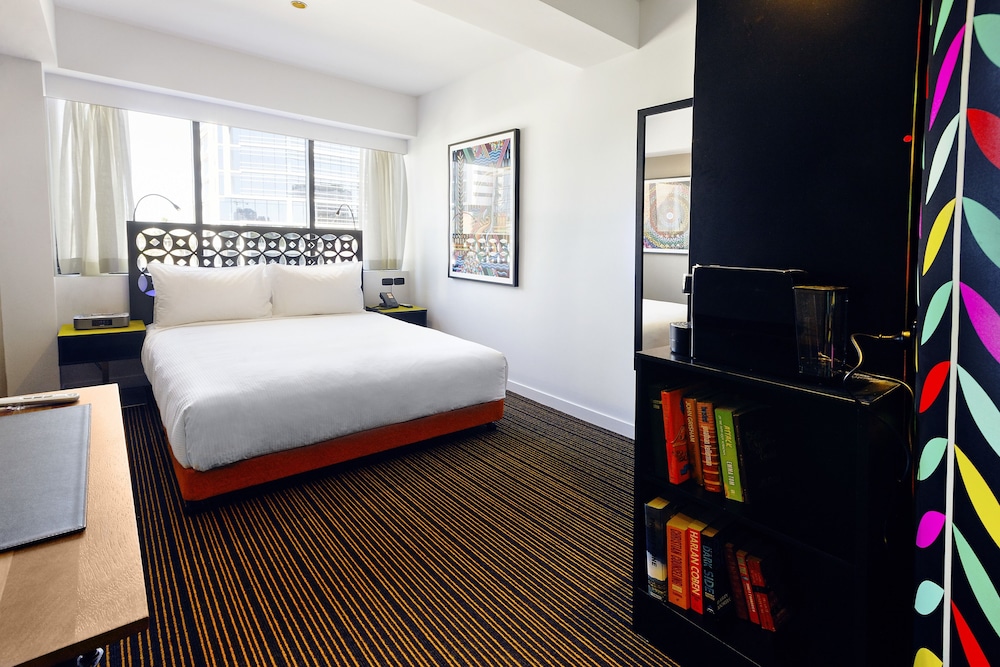 Beastman Queen with Complimentary Mini Bar and Free WIFI