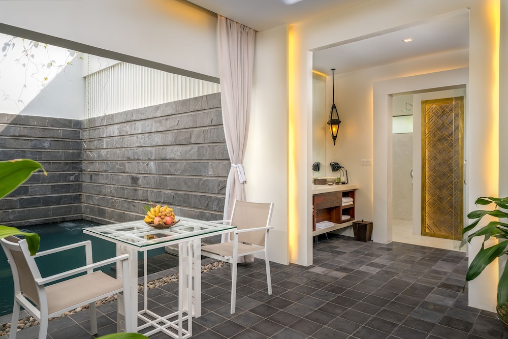 Private Pool Suite Villa photo 2