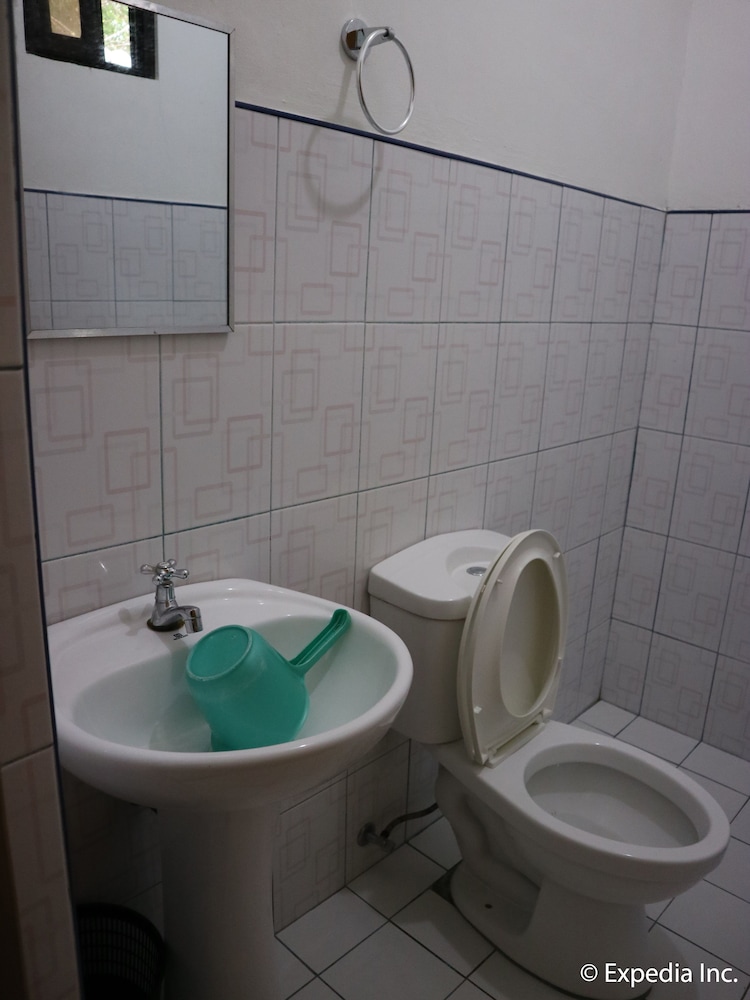 Standard Room (Aircon) photo 2