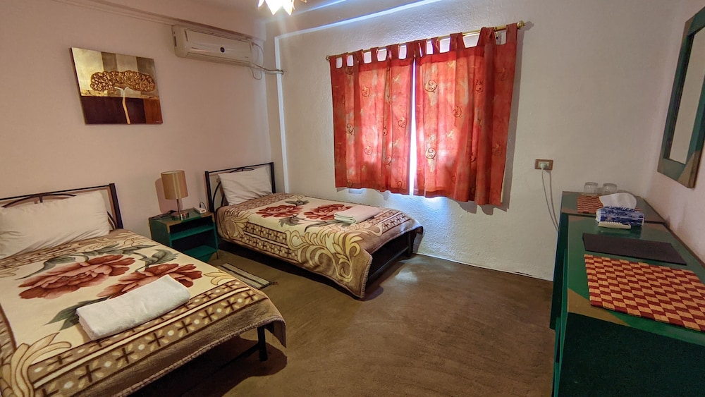 Basic Twin Room, 2 Twin Beds