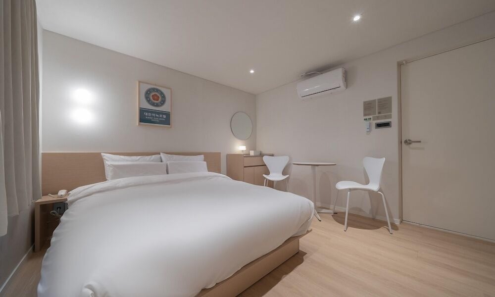 Standard Double Room - Photo 5