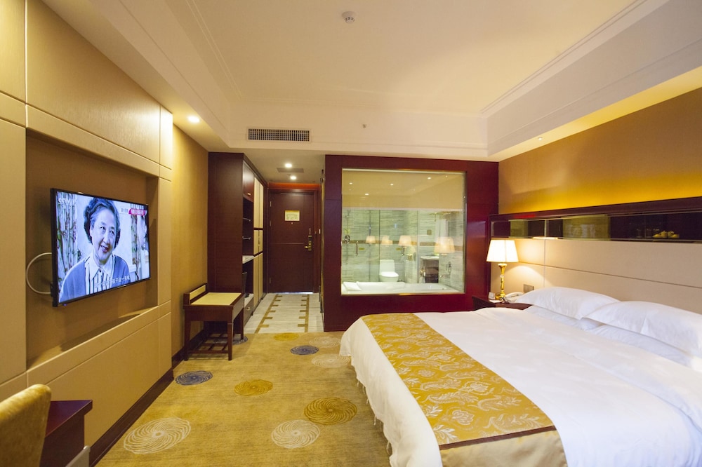 Superior King Room photo 1