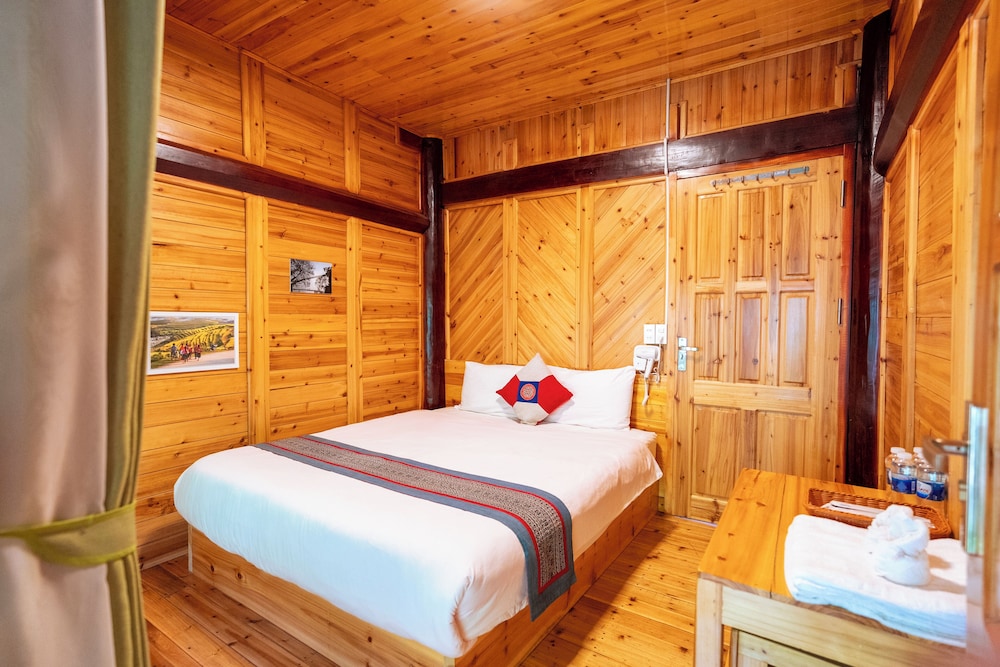 Room, 1 Queen Bed, Shared Bathroom, Mountain View - Photo 7