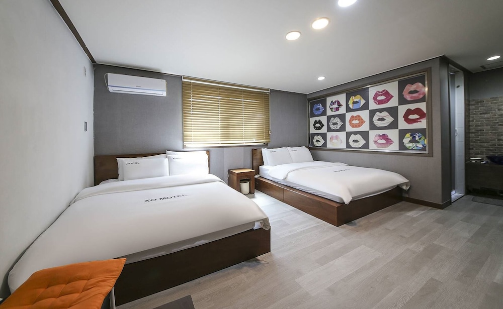 Family Twin Room