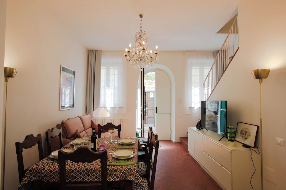 Apartment, Garden View