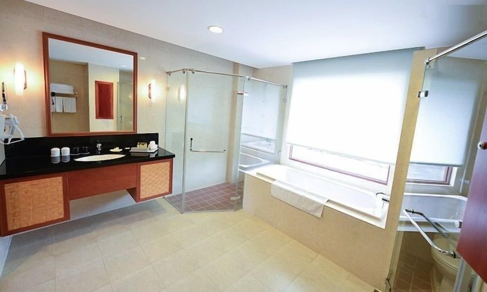 Comfort Double Room, 1 Bedroom, Pool View, Poolside photo 2
