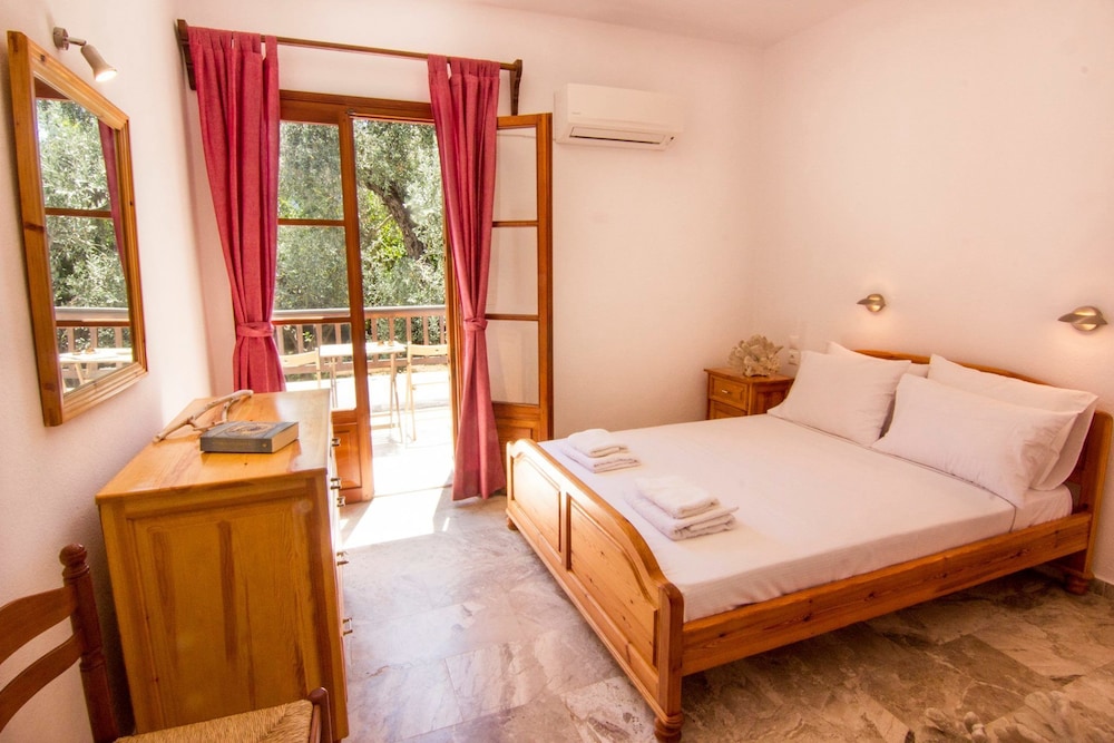 Twin Room, Terrace