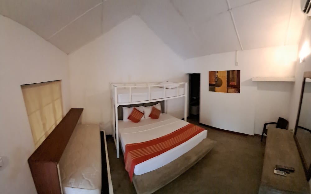 Deluxe Quadruple Room photo 1