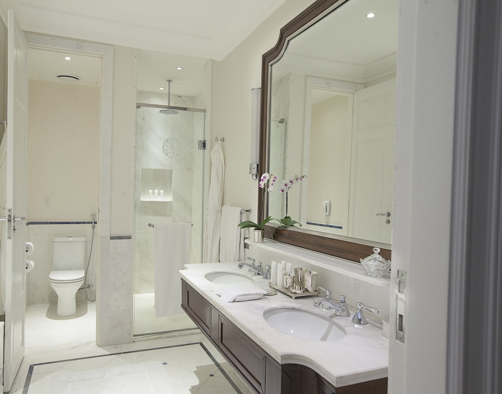Deluxe Room, Ocean View thumbnail 6