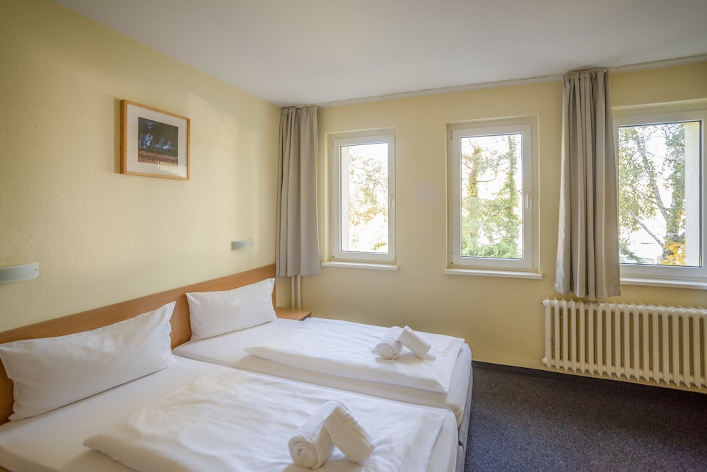 Double Room - Photo 5