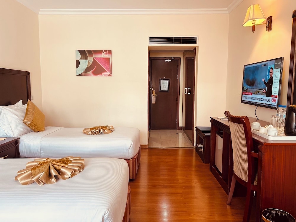 Deluxe Twin Room, 1 Bedroom - Photo 7
