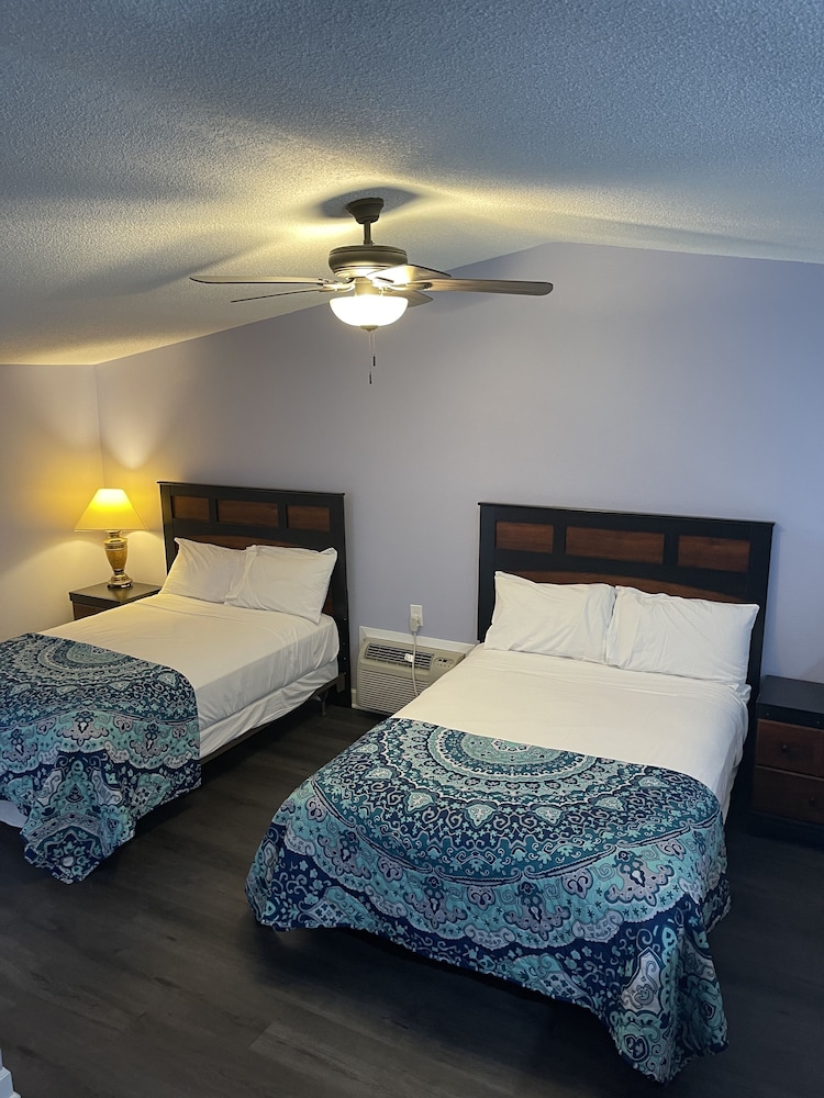 Premium Loft, 1 Bedroom, 2 Bathrooms, Lakeside photo 2