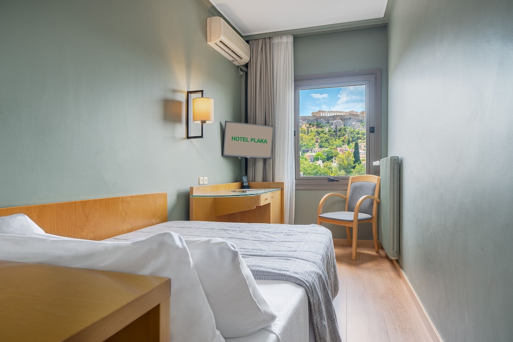 Small Economy Room - Photo 1