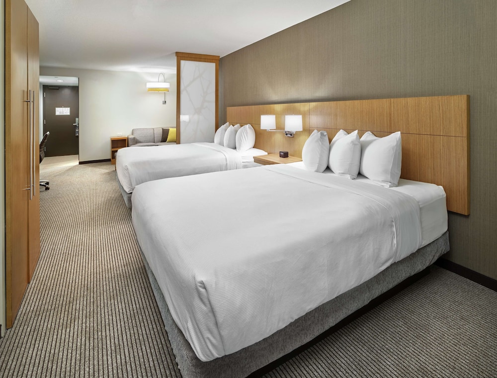 Room, 2 Queen Beds