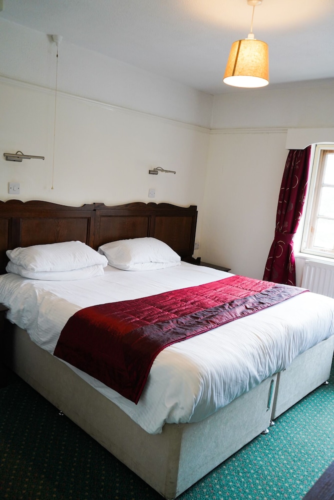 Double or Twin Room, Ensuite photo 2