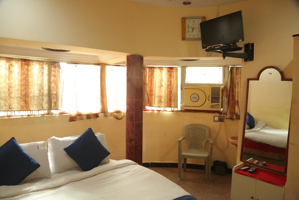 Deluxe Room (Ac)