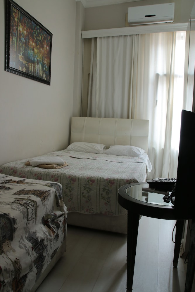 Standard Single Room photo 2