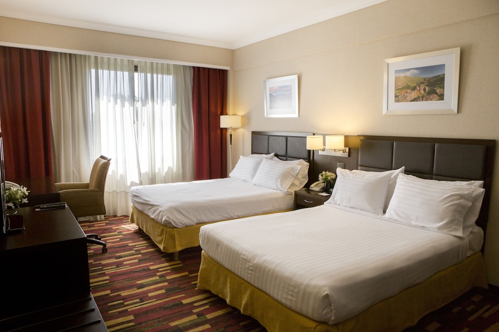 Standard Room, 2 Double Beds, Accessible Bathtub photo 1