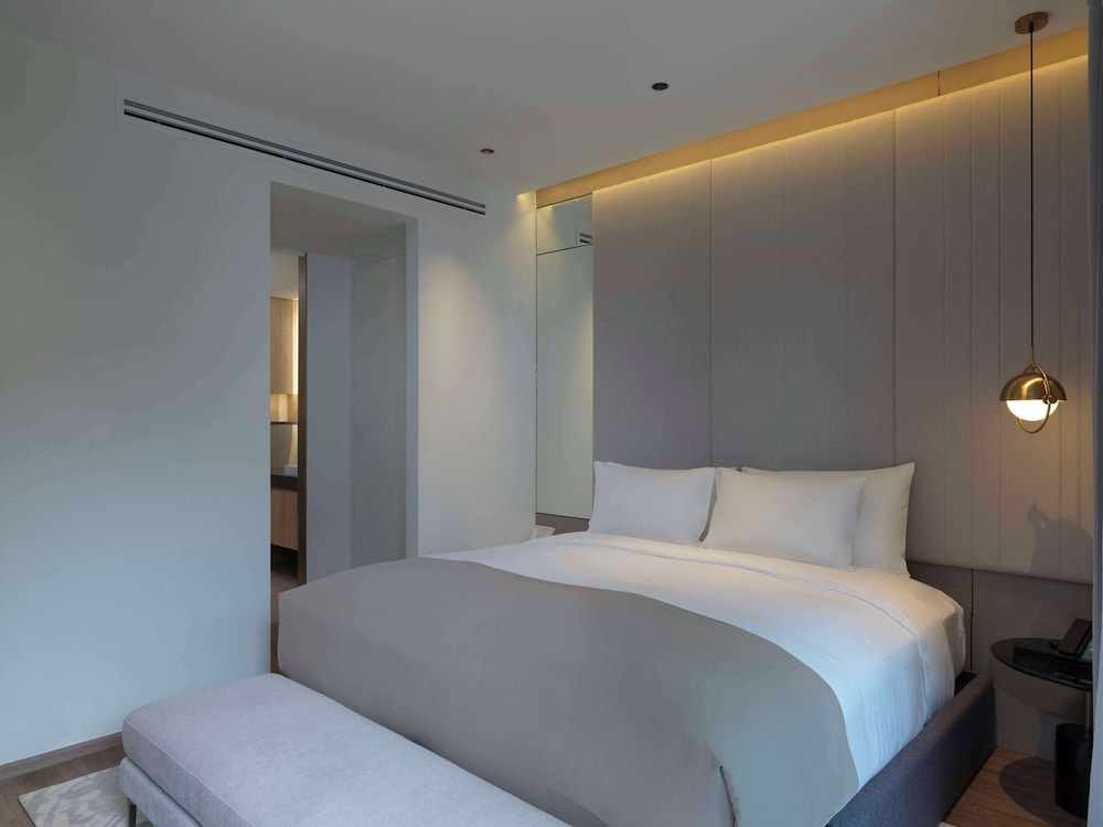 La Green Suite - 3 Bedrooms - Photo 2