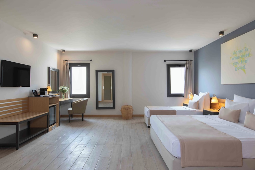 Standard Double Room, Terrace, Garden View photo 1