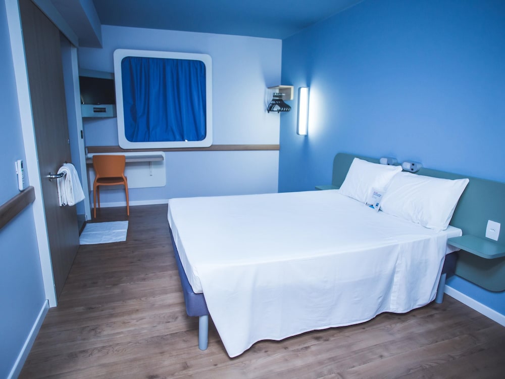 Standard Room, 1 Double Bed, Accessible (Accessible) photo 1