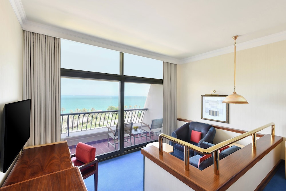 Deluxe Room, 2 Twin Beds, Balcony, Sea View - Photo 6
