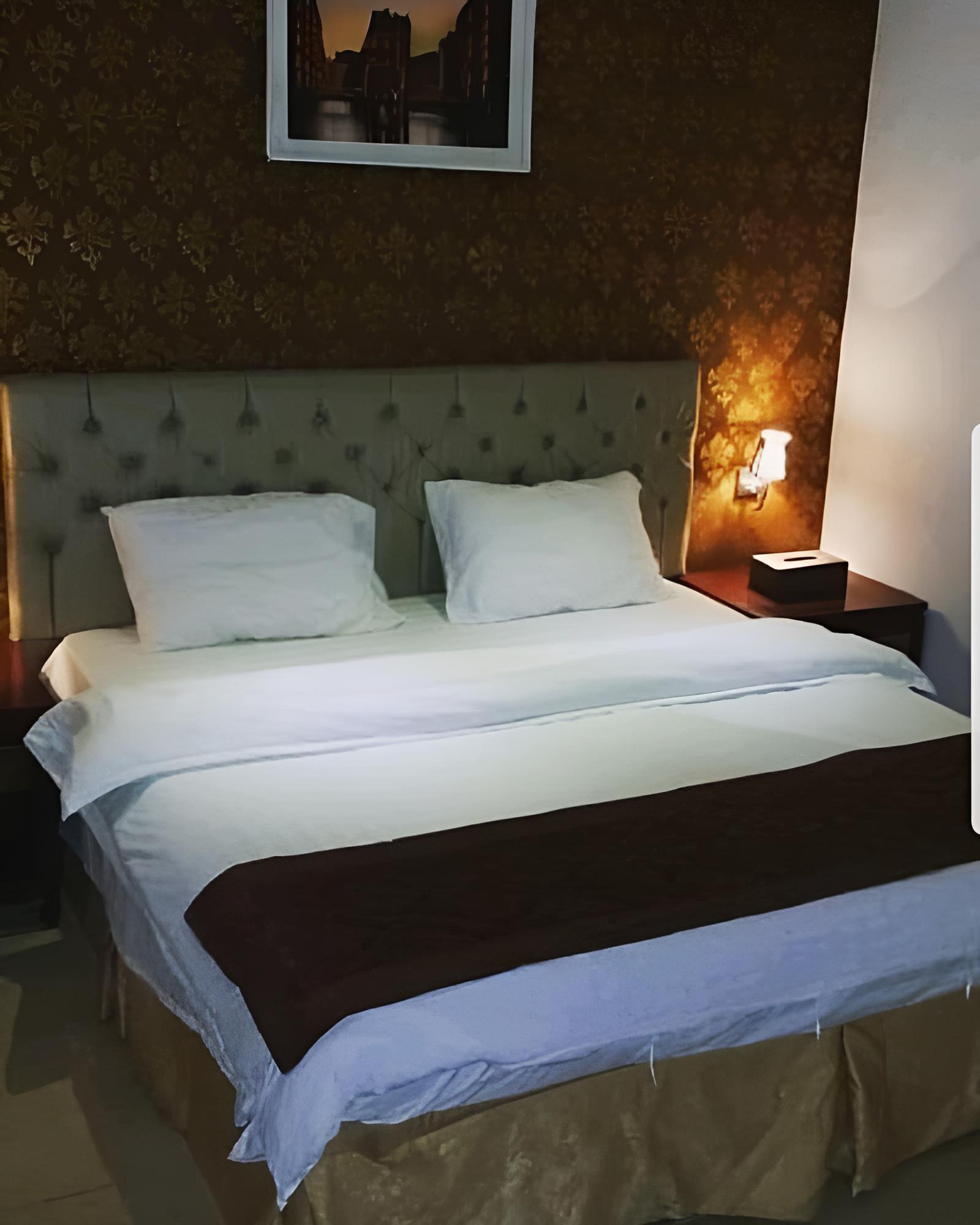 Suite, 2 Bedrooms, 2 Bathrooms photo 2