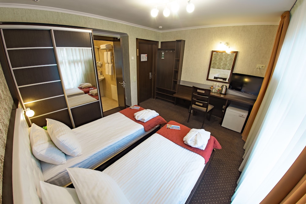 Standard Twin Room, 1 Bedroom photo 2