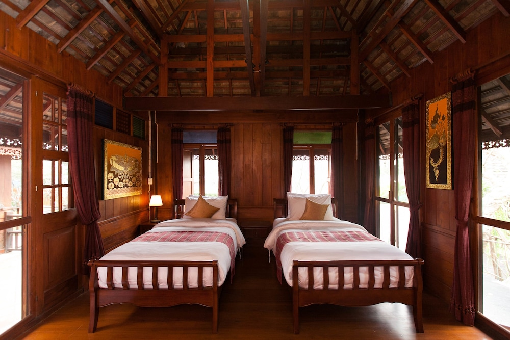 Deluxe Twin Room (1) photo 2