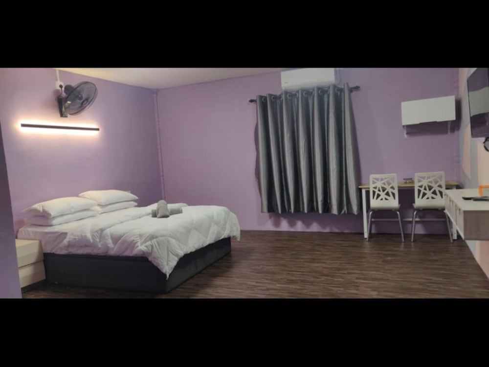 Superior Studio, 1 Queen Bed, Non Smoking photo 1
