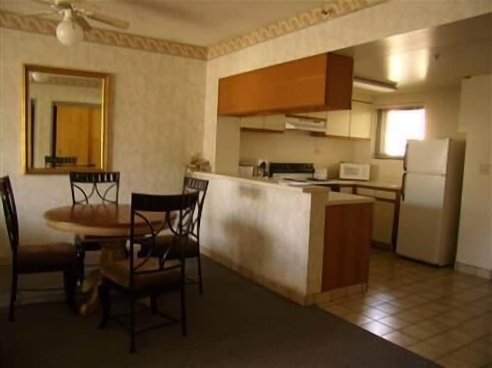 One Bedroom Suite