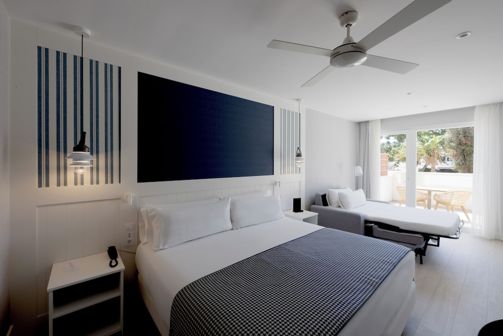 Premium Family Room, Garden View - Photo 1
