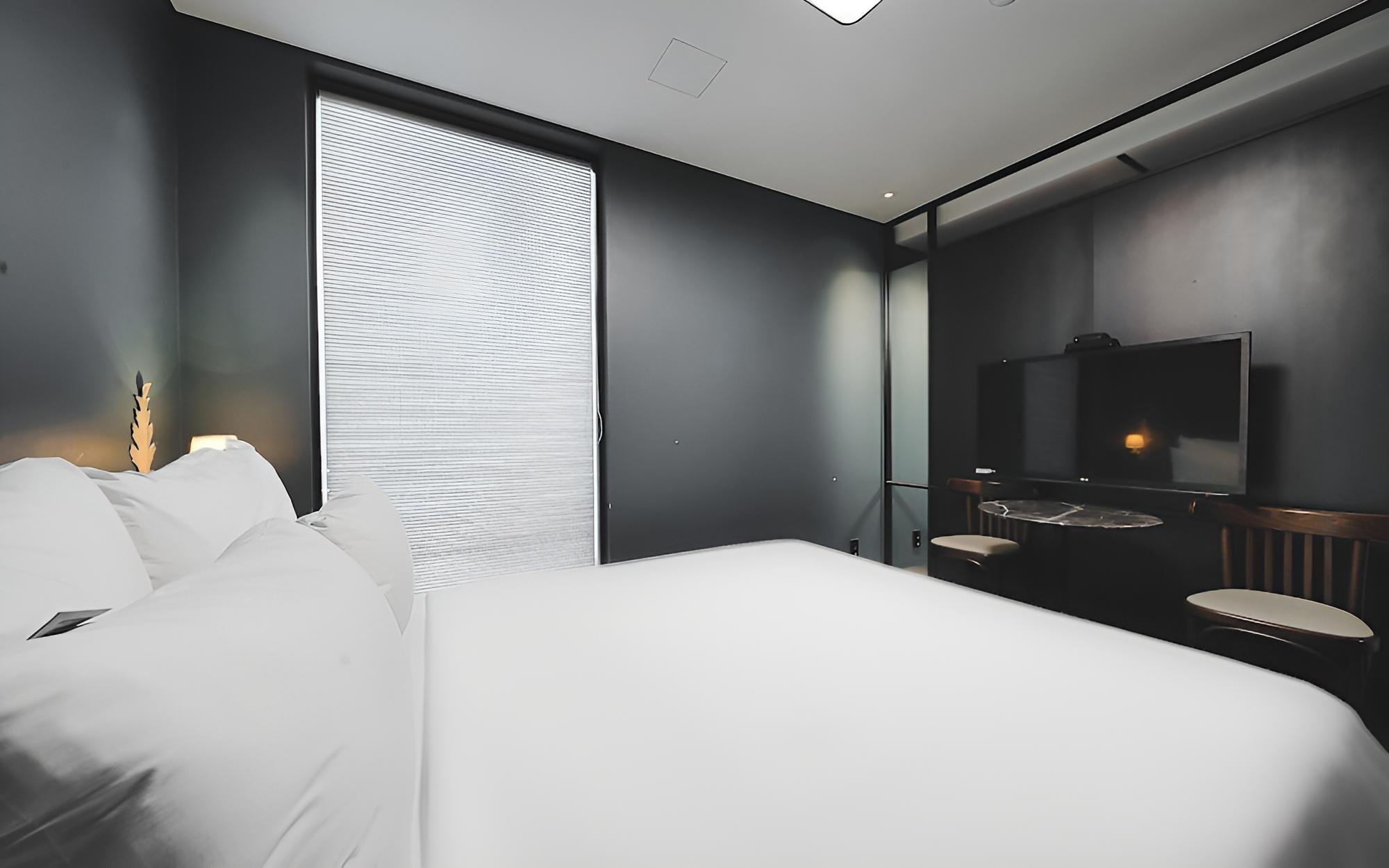 Room (Deluxe breakfast PKG breakfast ticket) - Photo 3