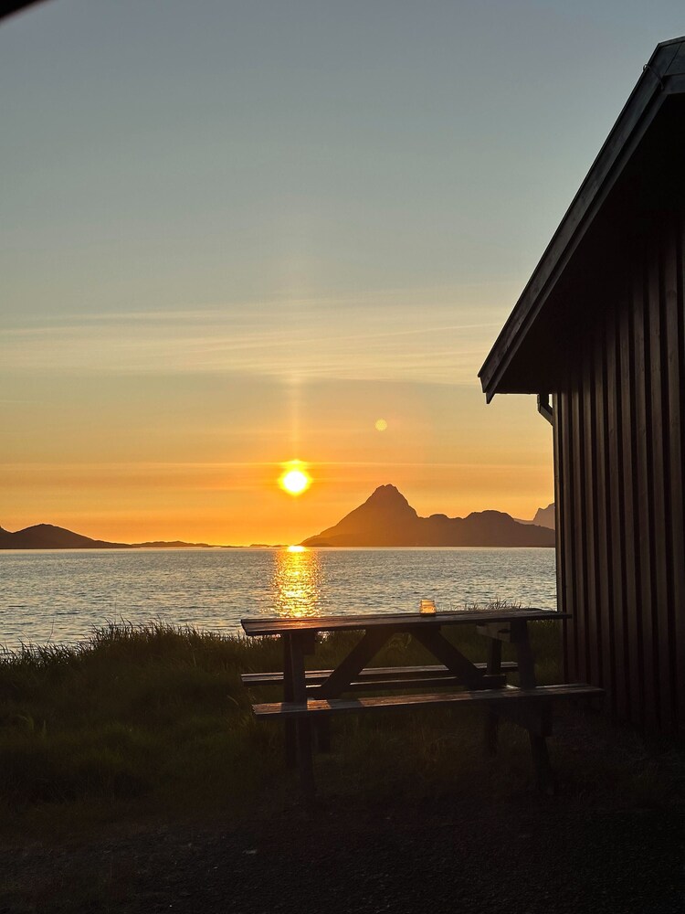 Basic Cabin, 1 Bedroom, Partial Ocean View