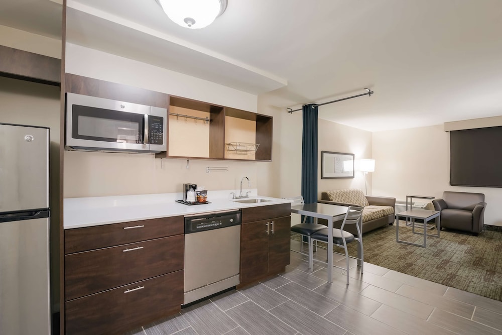 Suite, Multiple Beds, Non Smoking, Kitchenette (with Sofabed) - Photo 1